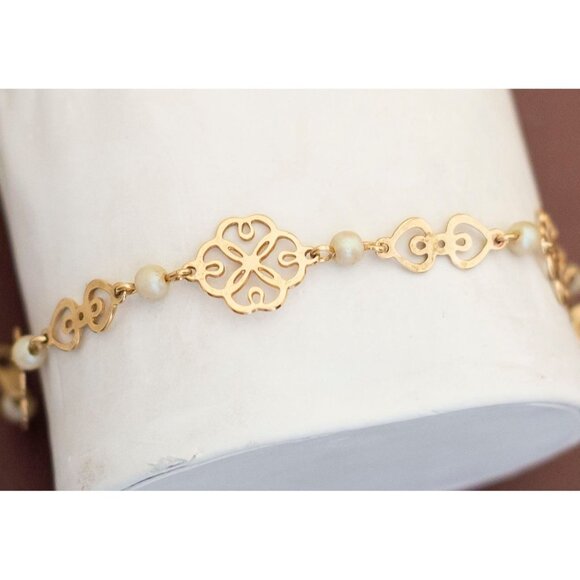 Vintage Art Nouveau Floral Crests Bracelet 7 inch by Avon - U5 - Picture 2 of 3